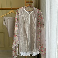 Women's Tailoring Services in Elk Grove, CA